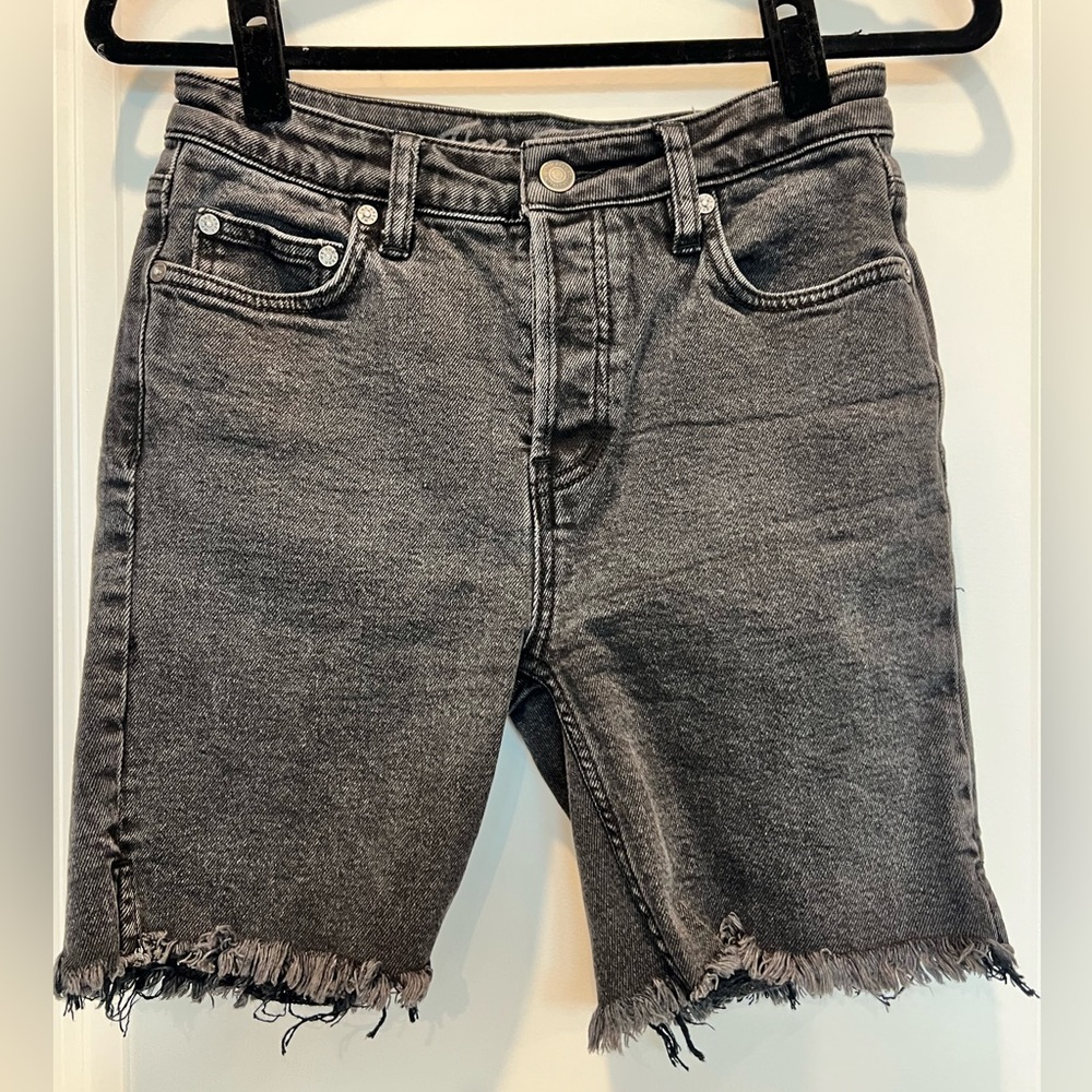 FRAME Le High Rise Black Cutoff Shorts Size 26 Raw Hem